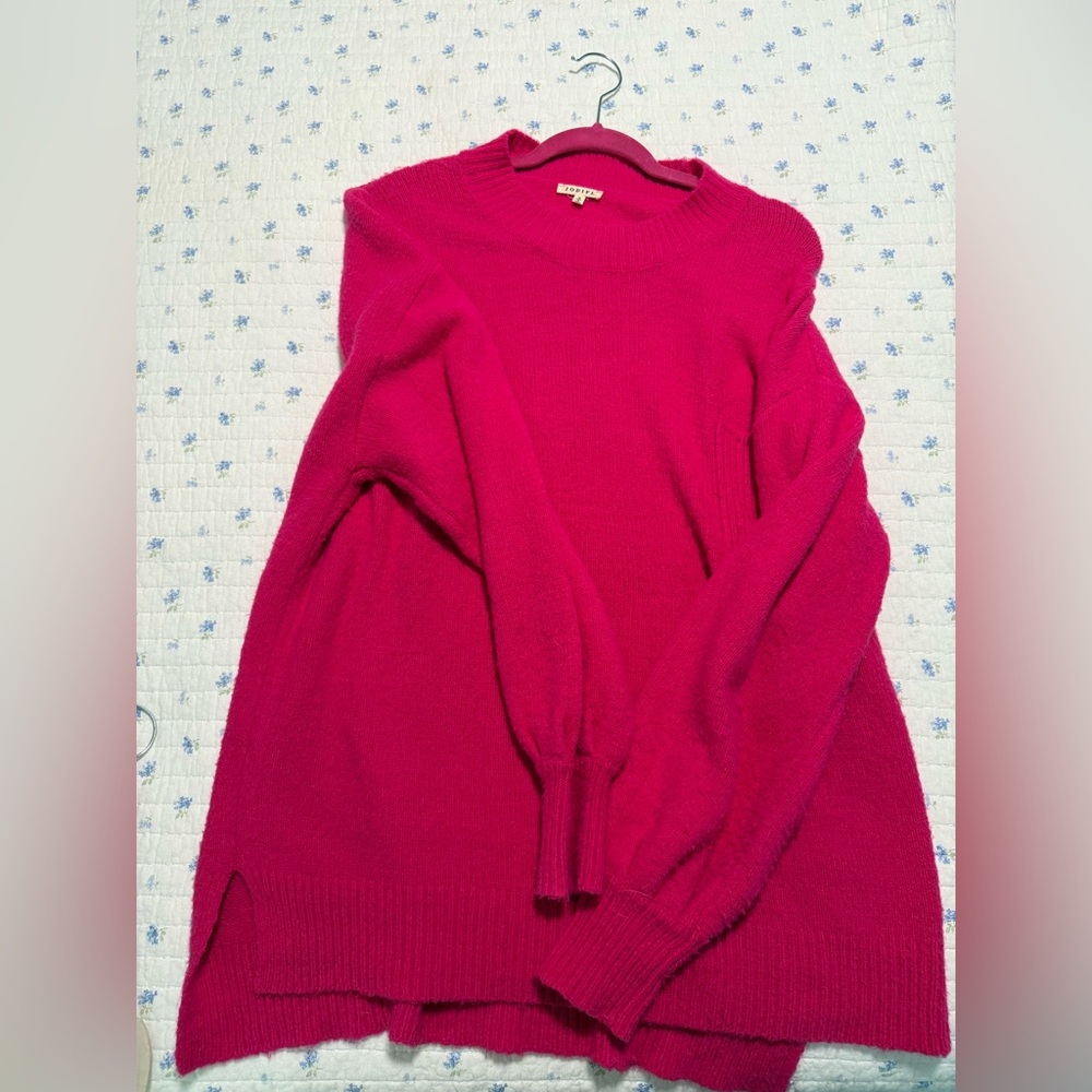 Jodifl Oversized Women's Hot Pink Sweater Size Medium with pocket